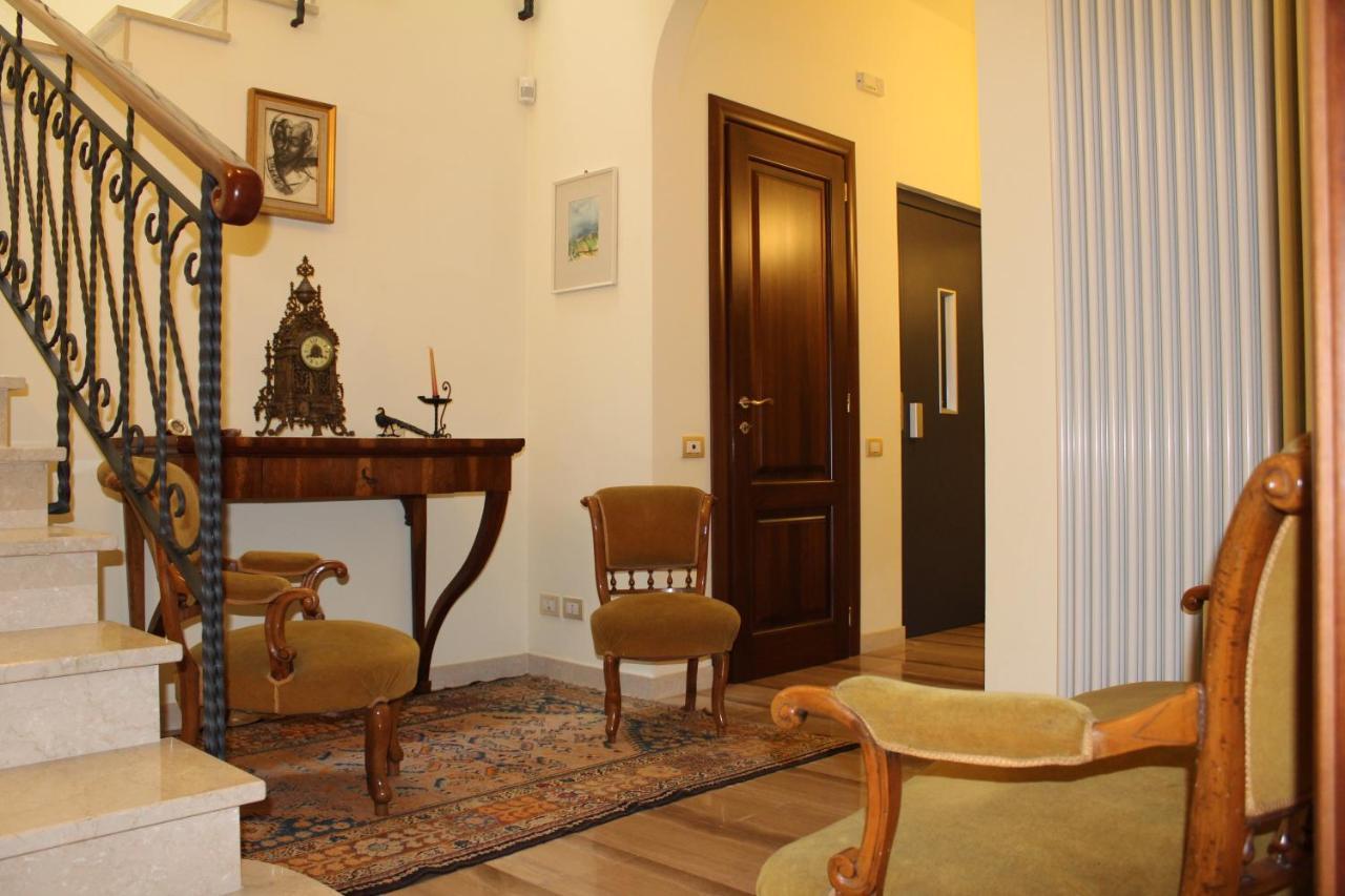 Bed and Breakfast Tres Chic Civitanova Marche Exterior foto