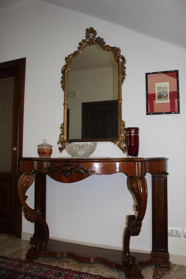 Bed and Breakfast Tres Chic Civitanova Marche Exterior foto