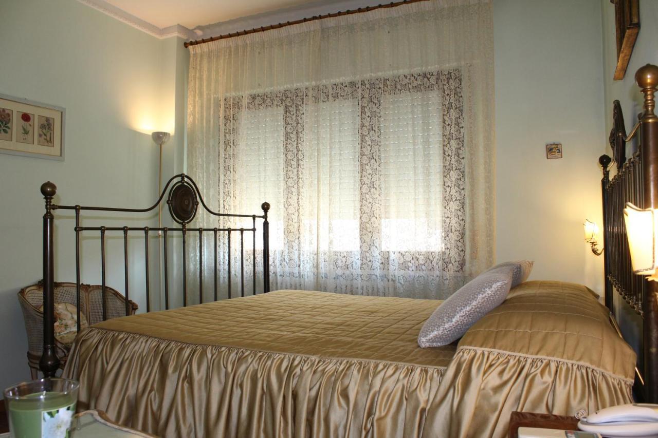Bed and Breakfast Tres Chic Civitanova Marche Exterior foto